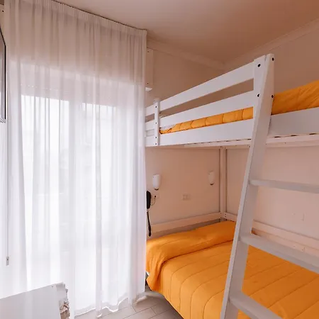 Отель Viking 3*